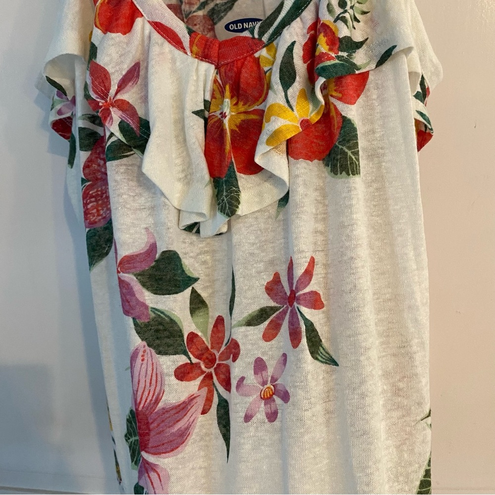 Hawaiian Ruffle Tank - Picture 2 of 6